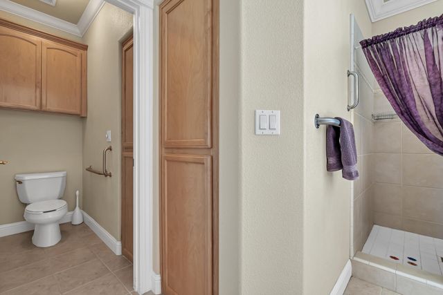 1546 Gold Hills Drive, Redding, CA 96003