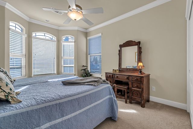 1546 Gold Hills Drive, Redding, CA 96003