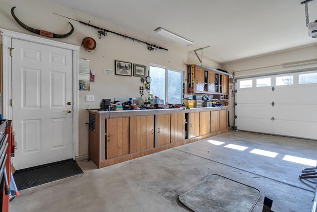 1546 Gold Hills Drive, Redding, CA 96003