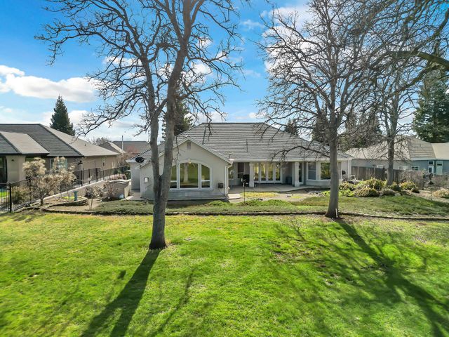 1546 Gold Hills Drive, Redding, CA 96003