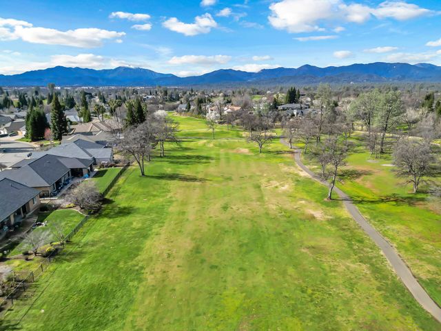 1546 Gold Hills Drive, Redding, CA 96003
