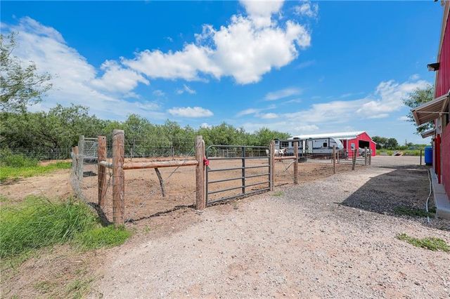 1312 N Sharp N Road, Edinburg, TX 78542