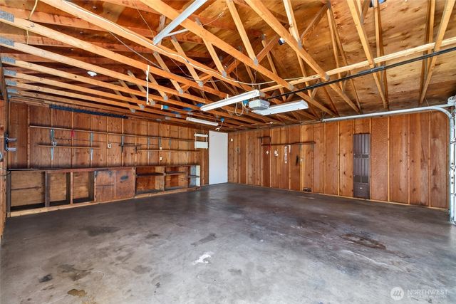 1323 E 56th Street, Tacoma, WA 98404