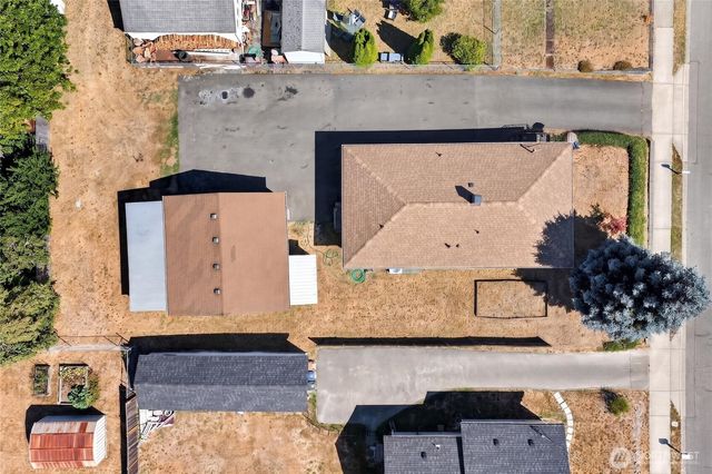 1323 E 56th Street, Tacoma, WA 98404
