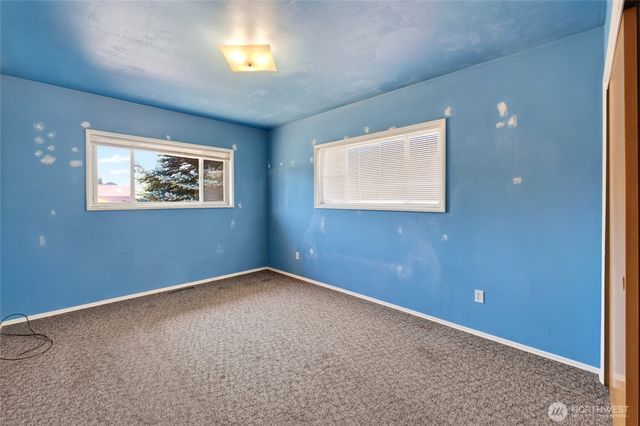 1323 E 56th Street, Tacoma, WA 98404