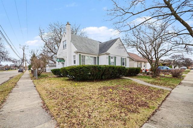 24274 Shakespeare Avenue, Eastpointe, MI 48021