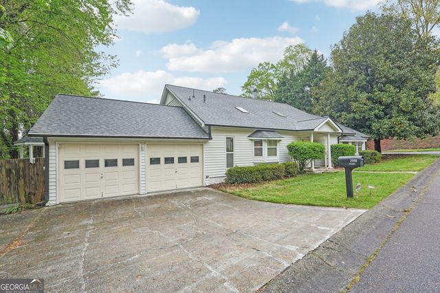 2988 Chipmunk Trail SE, Marietta, GA 30067