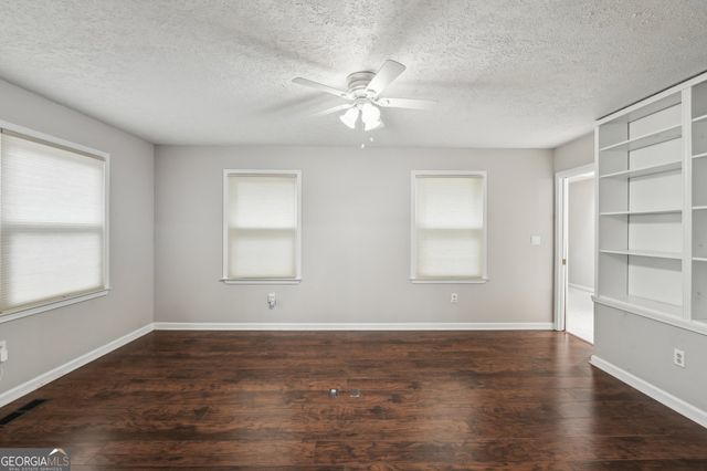 2988 Chipmunk Trail SE, Marietta, GA 30067