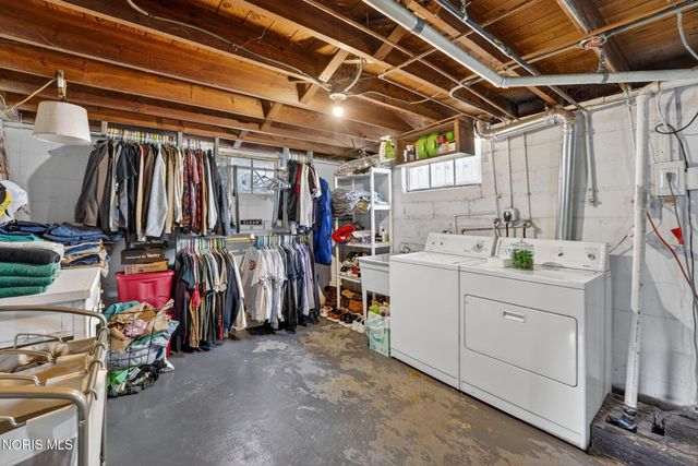 5621 Harvest Lane, Toledo, OH 43623