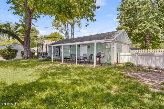 5621 Harvest Lane, Toledo, OH 43623