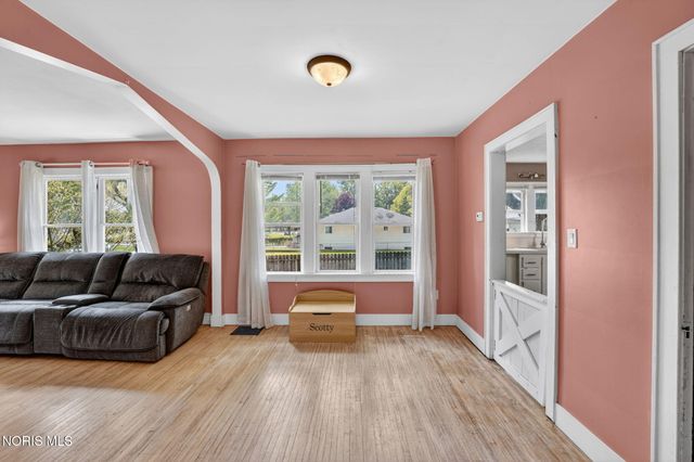 5621 Harvest Lane, Toledo, OH 43623