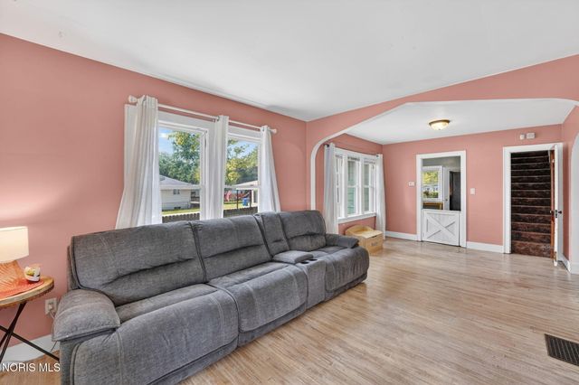 5621 Harvest Lane, Toledo, OH 43623