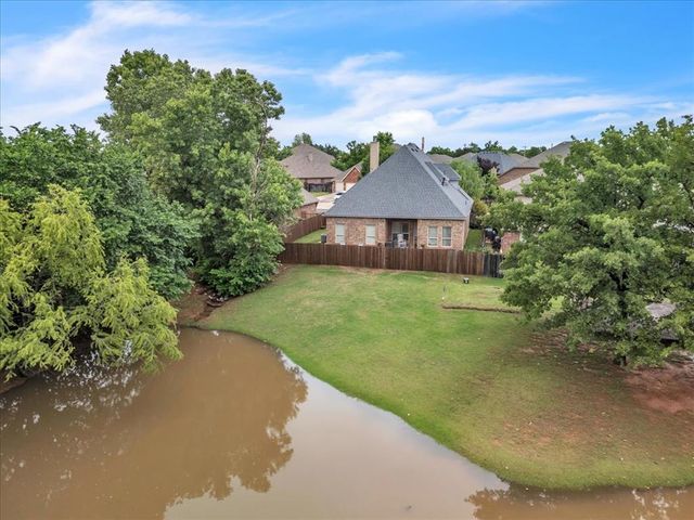 11905 Whitney Way, Oklahoma City, OK 73131