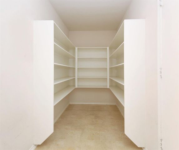 9618 Ravens Nest Court, Houston, TX 77083