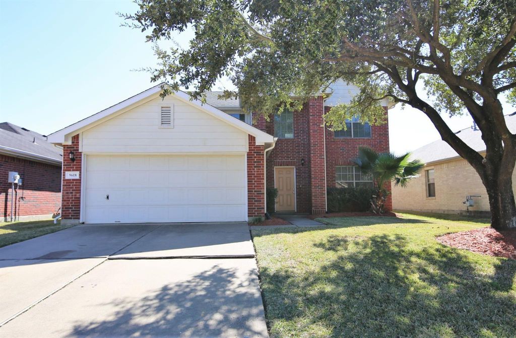 9618 Ravens Nest Court, Houston, TX 77083