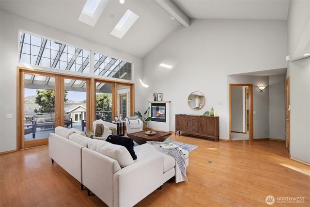 1231 Broad Street, Bellingham, WA 98229