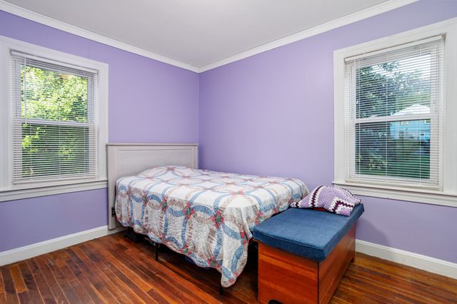 127 Pleasant St, Lunenburg, MA 01462