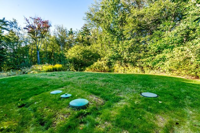 127 Pleasant St, Lunenburg, MA 01462