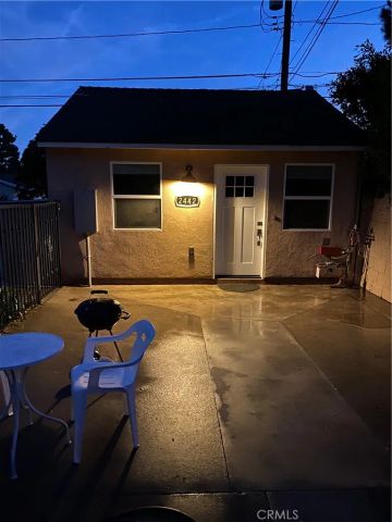 2442 Queensberry Road, Pasadena, CA 91104