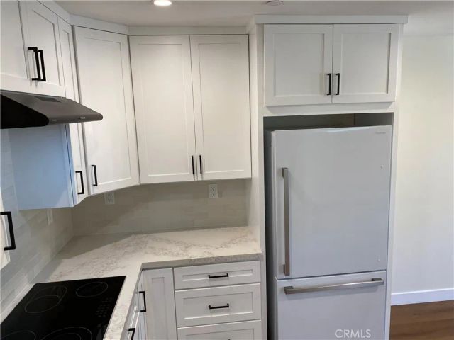 2442 Queensberry Road, Pasadena, CA 91104