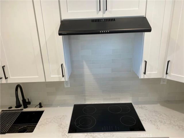 2442 Queensberry Road, Pasadena, CA 91104