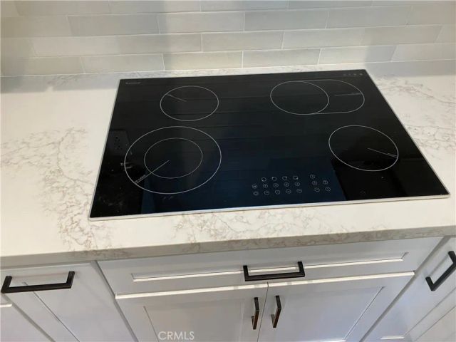 2442 Queensberry Road, Pasadena, CA 91104