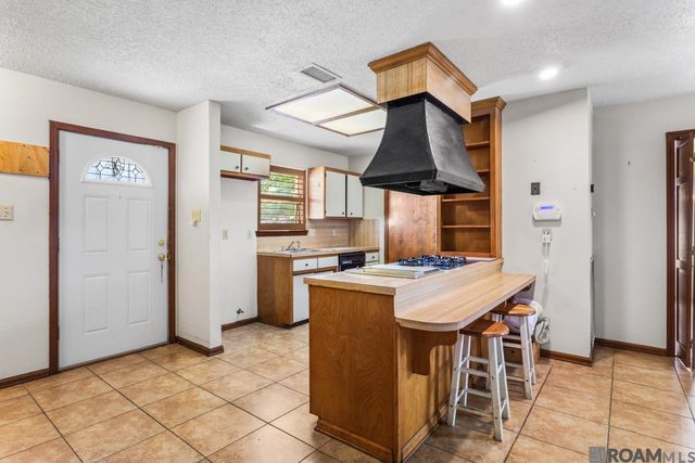 2695 Bogan Walk, Baton Rouge, LA 70802
