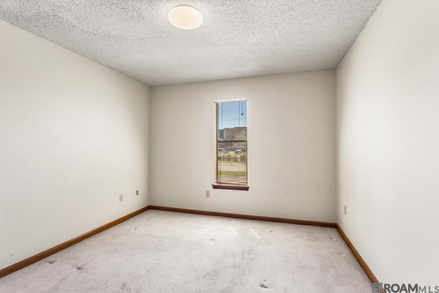 2695 Bogan Walk, Baton Rouge, LA 70802