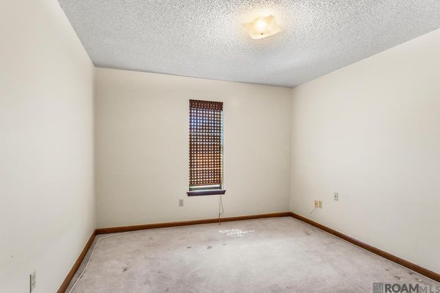 2695 Bogan Walk, Baton Rouge, LA 70802
