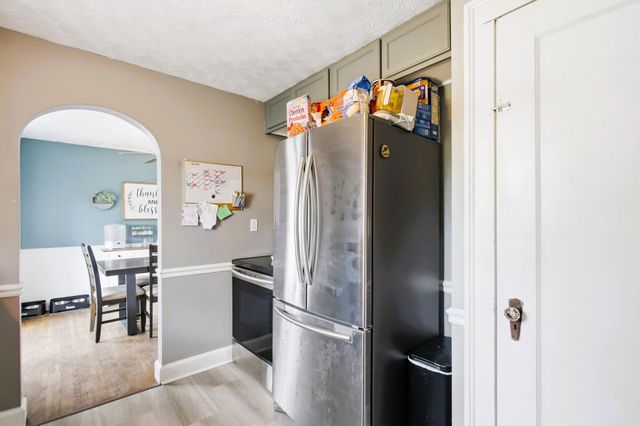 3332 E High Street 3332 E High Street, Springfield, OH 45505