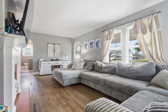 3332 E High Street 3332 E High Street, Springfield, OH 45505