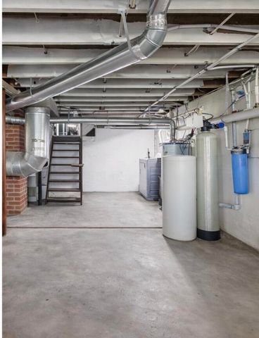 3332 E High Street 3332 E High Street, Springfield, OH 45505