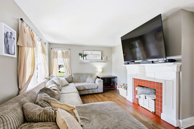 3332 E High Street 3332 E High Street, Springfield, OH 45505