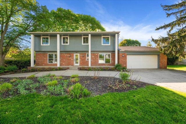 7381 Cathedral Drive, Bloomfield Hills, MI 48301