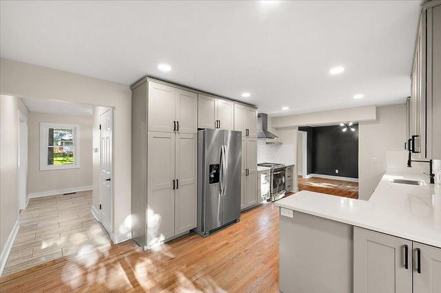 7381 Cathedral Drive, Bloomfield Hills, MI 48301