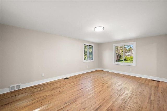 7381 Cathedral Drive, Bloomfield Hills, MI 48301