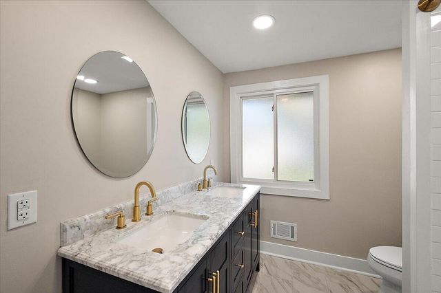 7381 Cathedral Drive, Bloomfield Hills, MI 48301