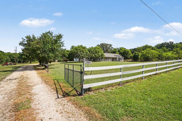 4225 Fm 2415, Coyote Flats, TX 76009