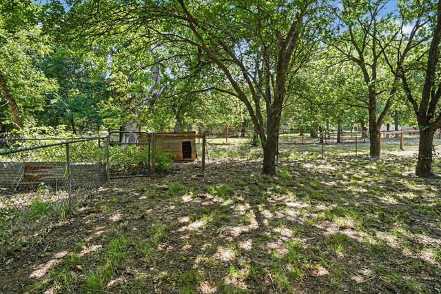4225 Fm 2415, Coyote Flats, TX 76009