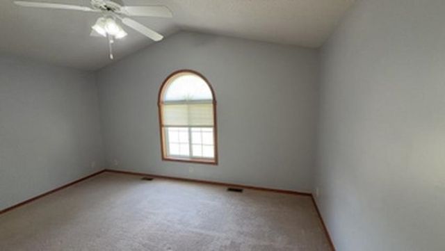 6505 E 44th St N, Bel Aire, KS 67226