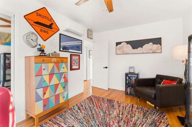 527 W 106th Street, Los Angeles, CA 90044