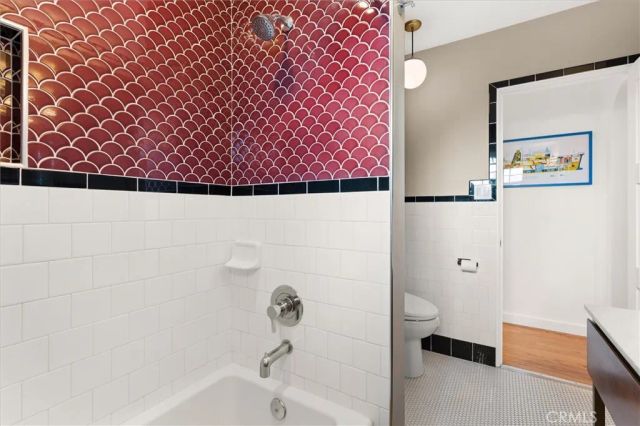 527 W 106th Street, Los Angeles, CA 90044