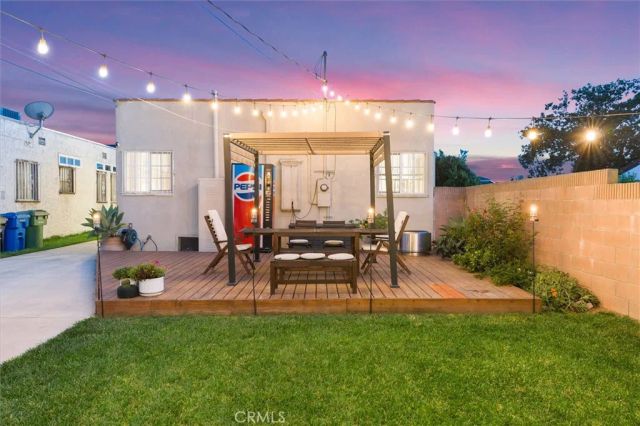 527 W 106th Street, Los Angeles, CA 90044