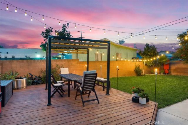 527 W 106th Street, Los Angeles, CA 90044