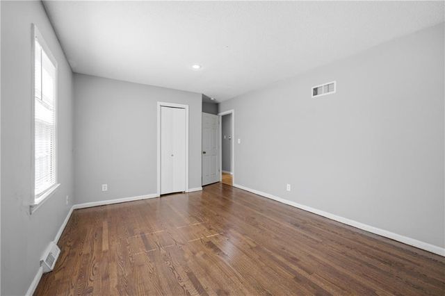 9604 E 67th Terrace, Raytown, MO 64133