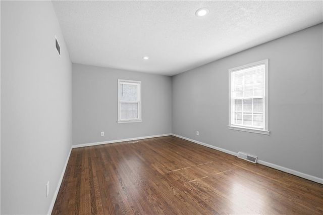 9604 E 67th Terrace, Raytown, MO 64133