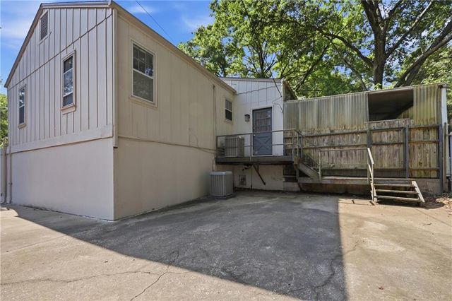 9604 E 67th Terrace, Raytown, MO 64133