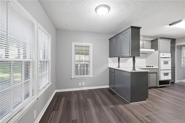 9604 E 67th Terrace, Raytown, MO 64133