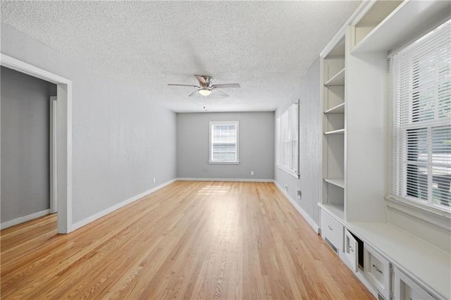 9604 E 67th Terrace, Raytown, MO 64133