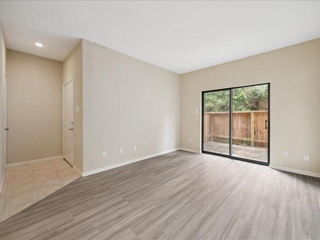 11711 Memorial Drive 371, Houston, TX 77024